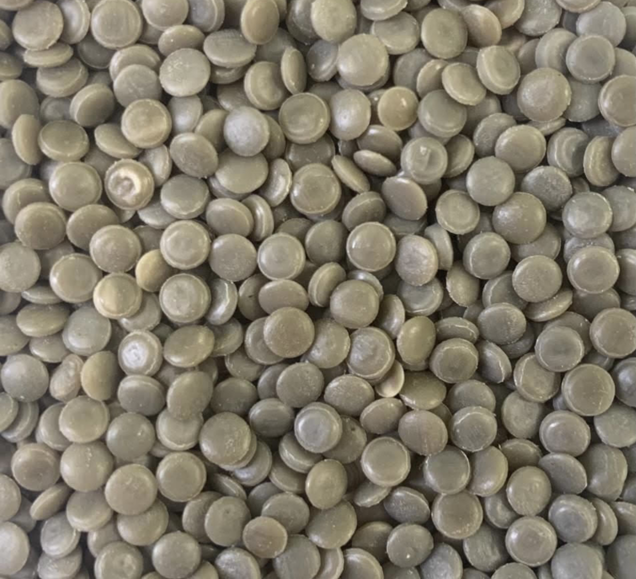 Dull LLDPE recycled pellets